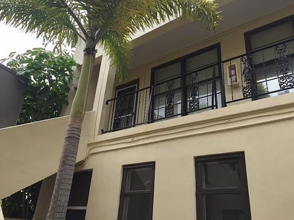 2nd image of 233 Royal Poinciana Way APT 7