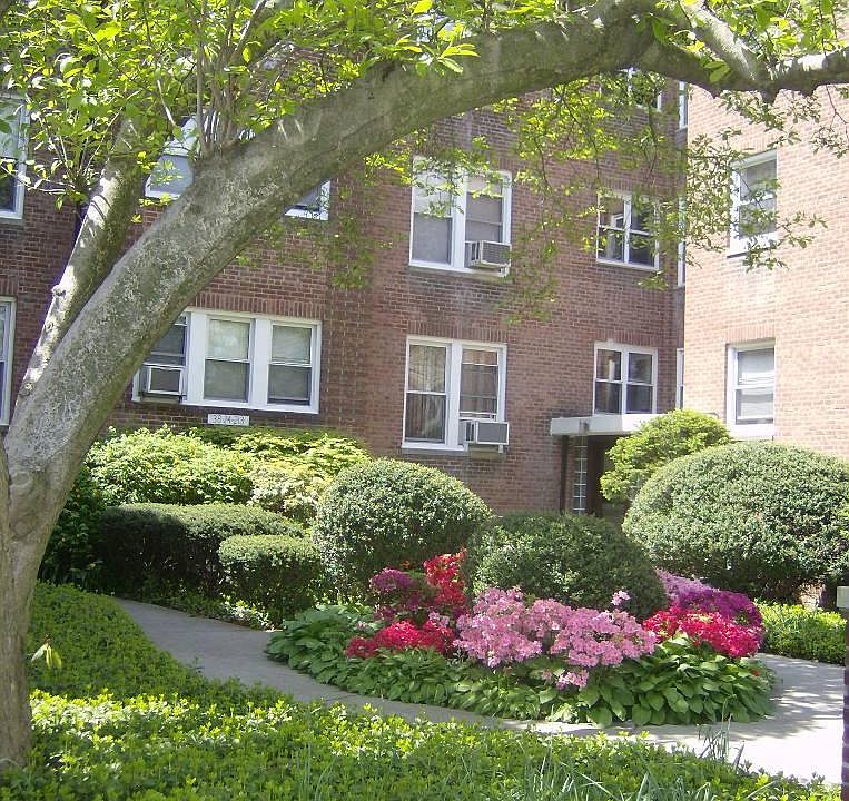 1st image of 3900 213th St