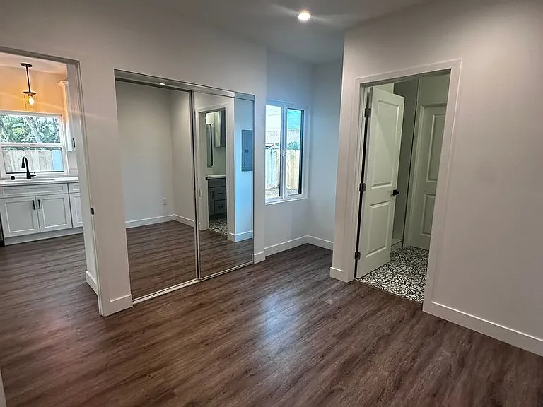 611 Silver Strand Blvd — Photo 33