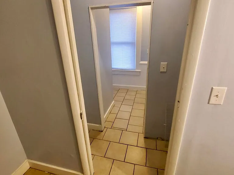 214 N 17th St #2 — Photo 8