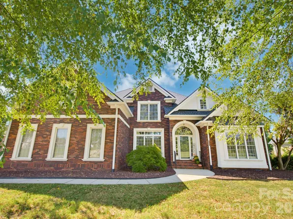 1177 Springlake Rd, York, SC 29745