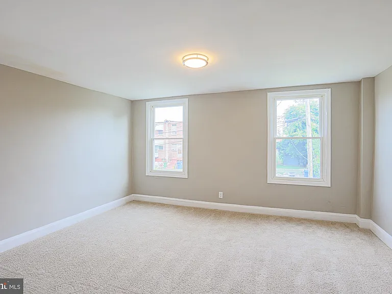 130 Reedbird Ave — Photo 31