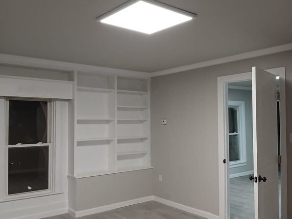 32 Prospect St, Glens Falls, NY