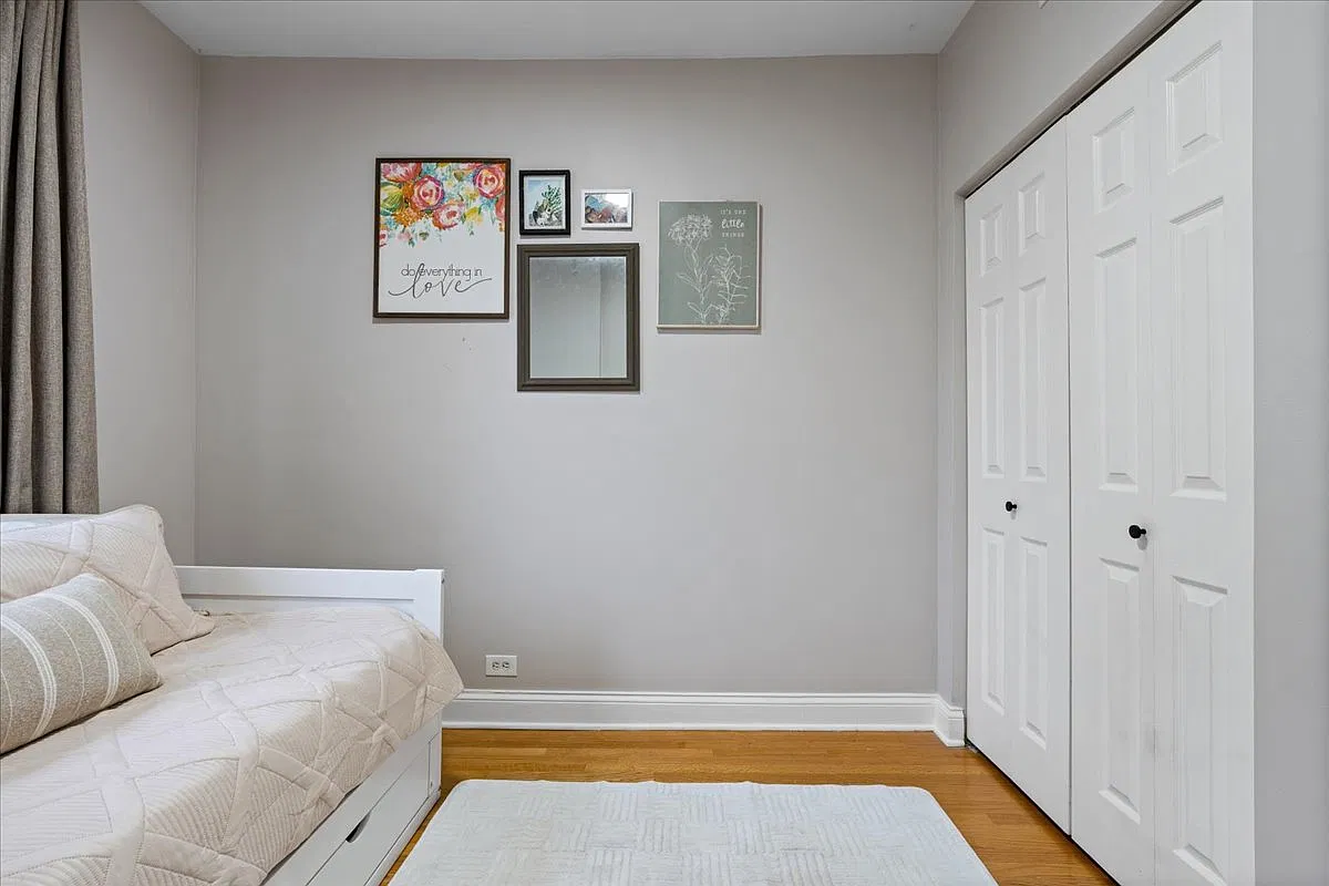 2 bed, 800 sqft, $2,450 — Photo 4