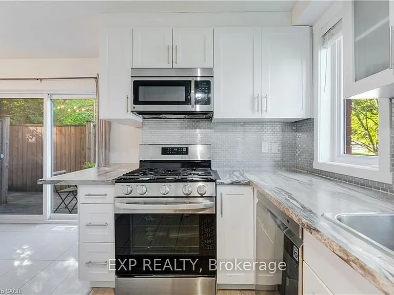 487 East Ave #5 — Photo 18