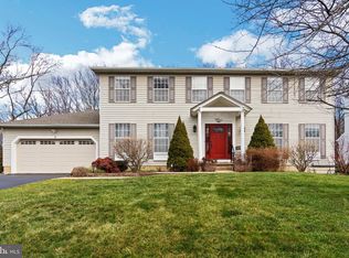 7 Bar Dr, Newark, DE 19702