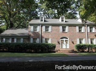 2112 Deer Ridge Dr, Stone Mountain, GA 30087