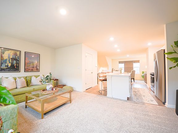 4th image of 6541 Linden Trl #D