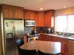 66 Chesterfield Ave, Springfield, MA 01118