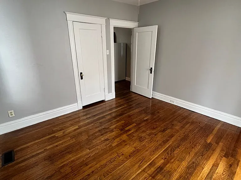 5000 Lindenwood Ave — Photo 11
