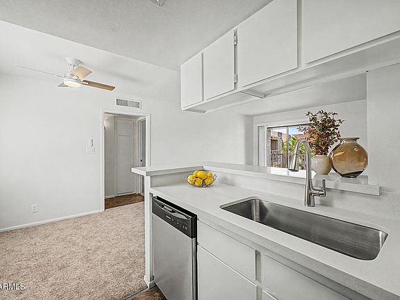 5th image of 1111 E UNIVERSITY Drive #229