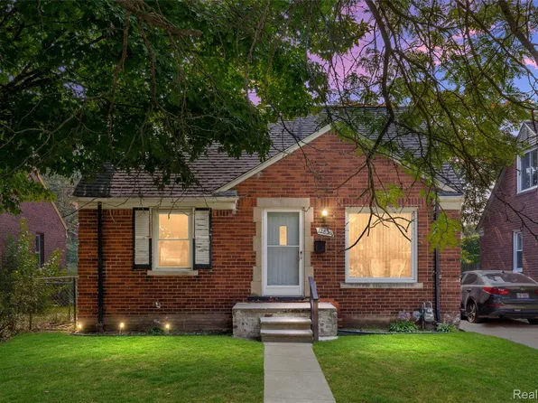 12830 Riad St, Grosse Pointe, MI 48224