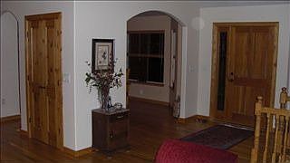 5th image of 979 Joy St