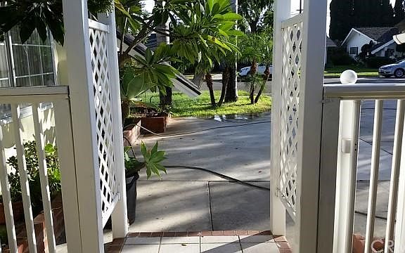 3rd image of 10661 La Dona Dr