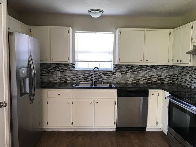 20 Stowe Rd — Photo 6