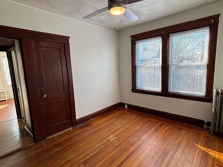 580 Admiral St — Photo 11