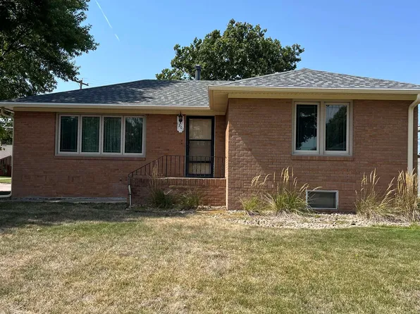 1301 N Hewett Ave, Hastings, NE 68901