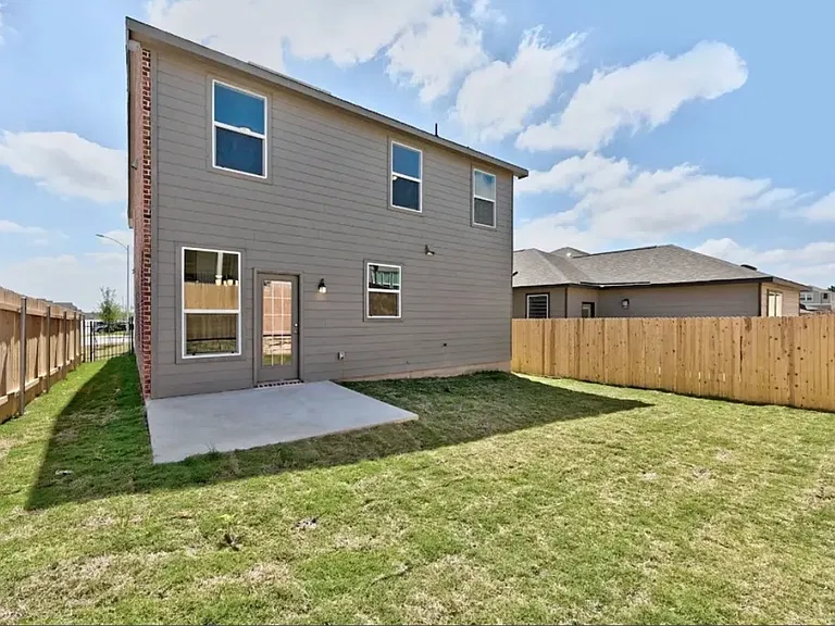 House Finch Dr — Photo 14