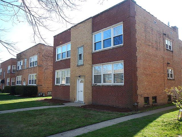 1st image of 9026 La Crosse Ave