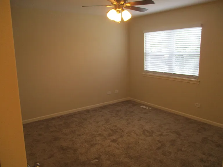 1161 Foxglove Ln — Photo 25
