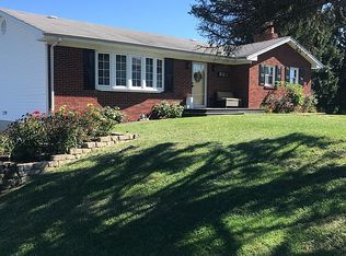 200 Kerners Circle Dr, Wheeling, WV 26003