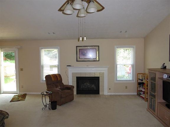 5th image of 177 Colemans Bluff Dr