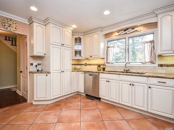 5th image of 66 Pinetree Ln