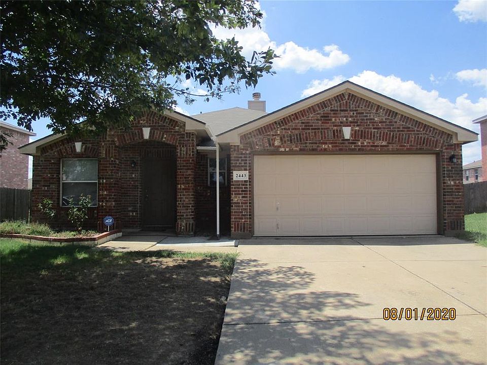 1st image of 2443 Arroyo Springs Dr