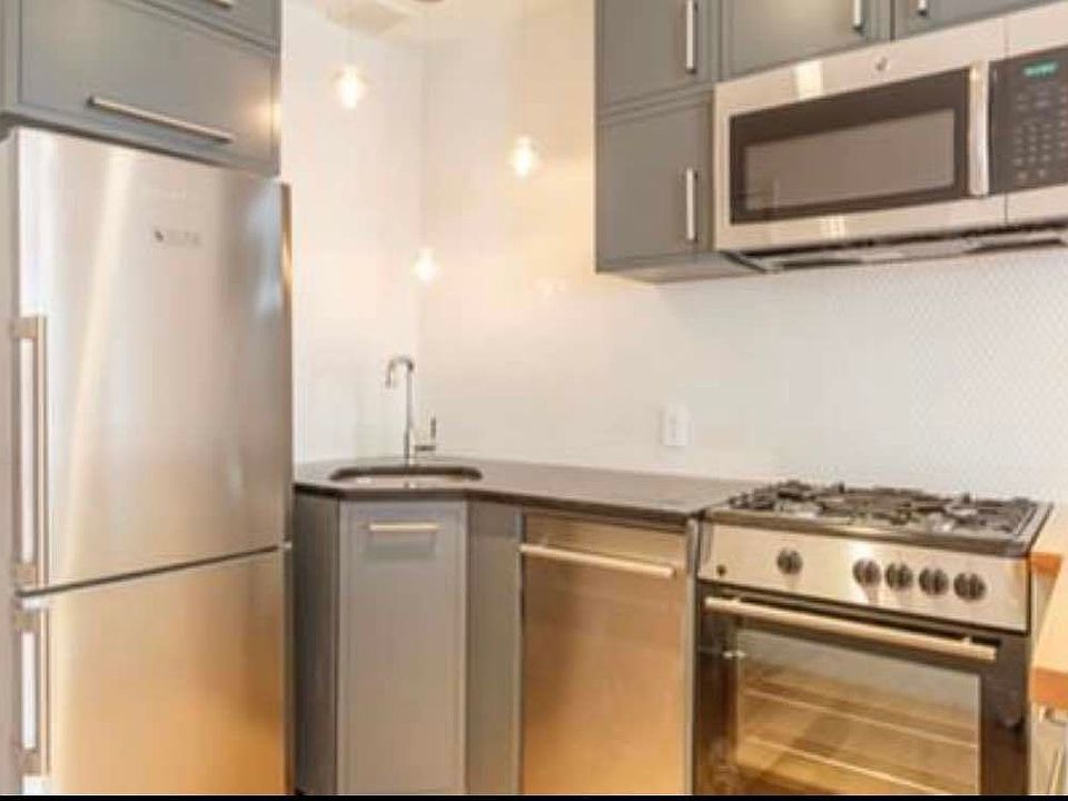 1st image of 491 W 22nd St #3