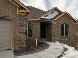 211 Marble Dr, Jacksonville, AR 72076