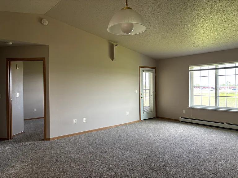 Eastview Apartments — Photo 3