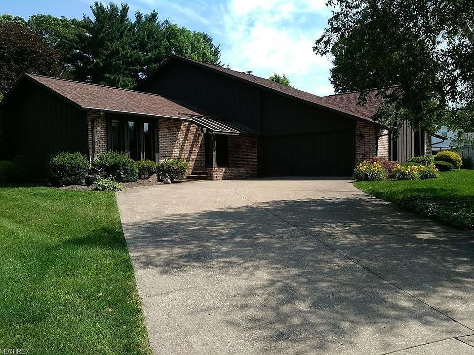 1st image of 1905 Heritage Cir