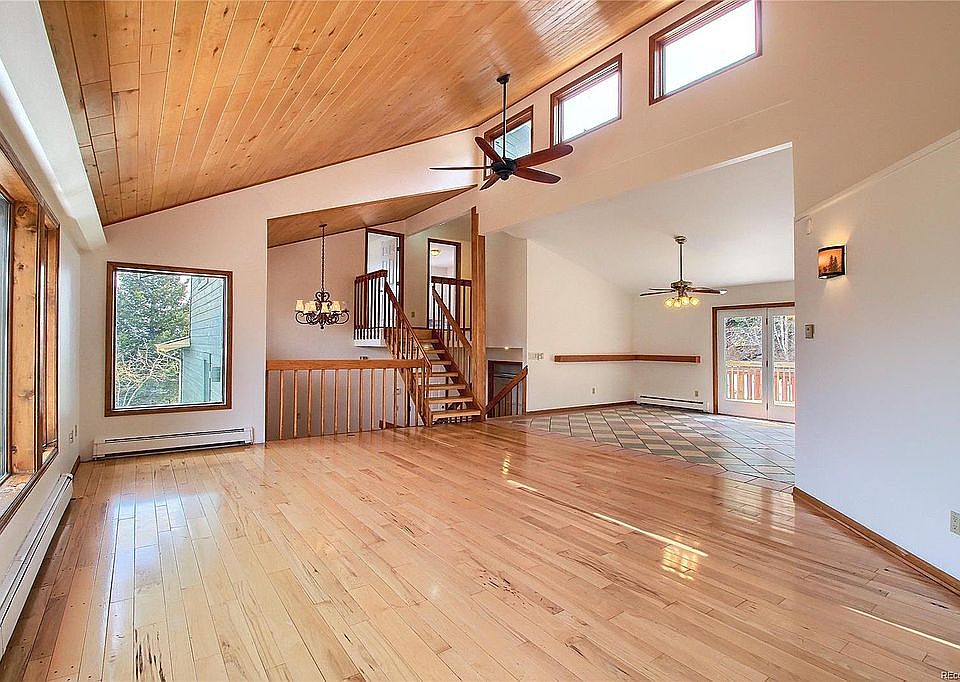 1st image of 61 Pine Ridge Rd