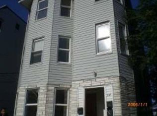 247 21st St #3, Irvington, NJ 07111