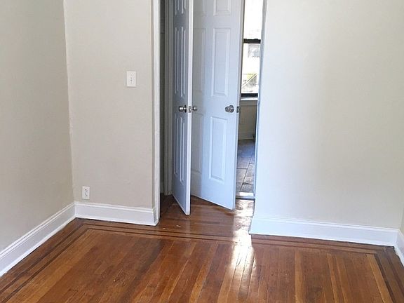 5th image of 2525 31st Ave #A15