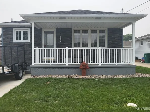 3225 Seneca Ave, Niagara Falls, NY 14305