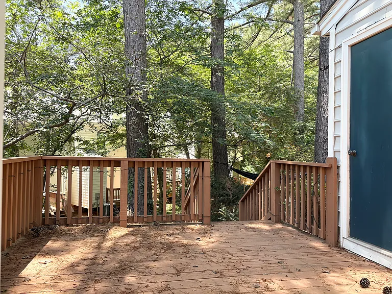 2027 Trexler Ct — Photo 15