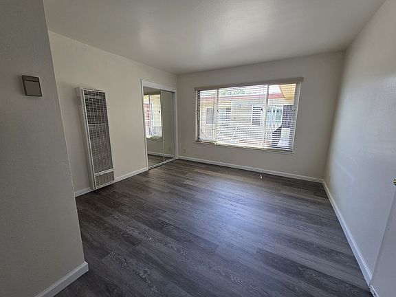 4th image of 701 9th Ave APT 15