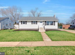 207 E Monroe Ave, Magnolia, NJ 08049