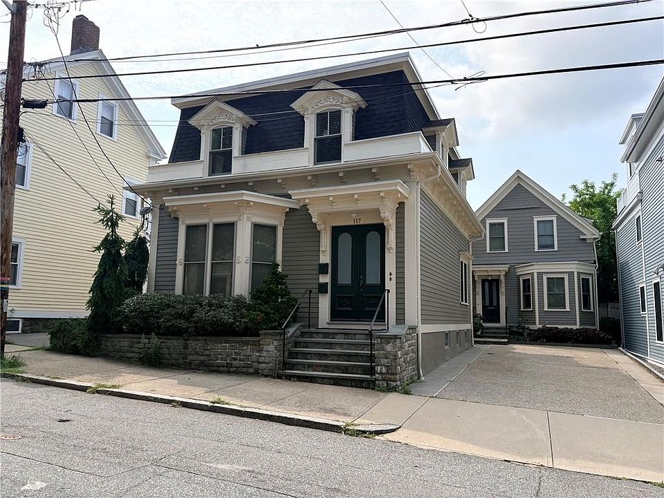 1st image of 117 Sheldon St #1