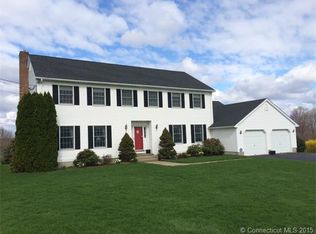 4 Tyler Dr, Preston, CT 06365