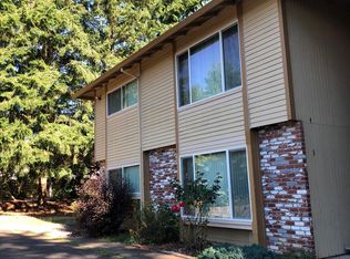 29560 SW Brown Rd, Wilsonville, OR 97070
