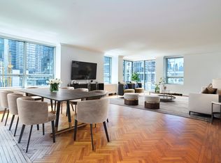 15 W 53rd St #9B, New York, NY 10019