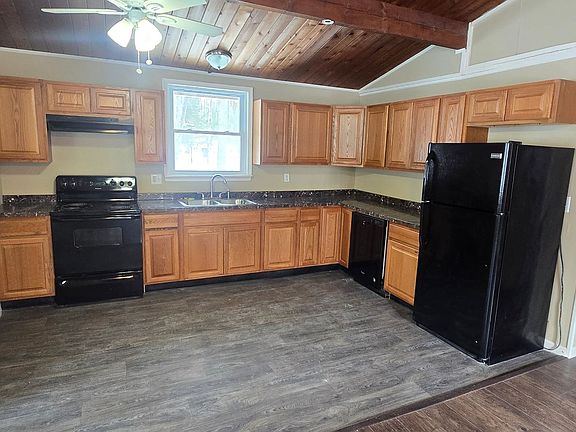 5th image of 204 Dogwood Ln