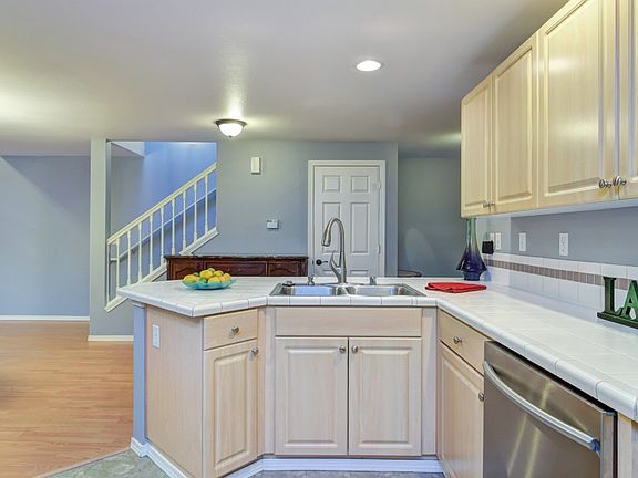 3rd image of 3005 Eastwind St