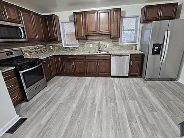 5626 Arnhem Rd, Baltimore, MD 21206