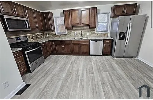 5626 Arnhem Rd Photo 1
