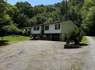141 Peck Hill Rd, Tyrone, PA 16686