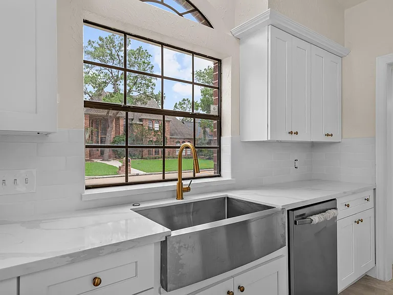 17402 Wilton Park Ct — Photo 24
