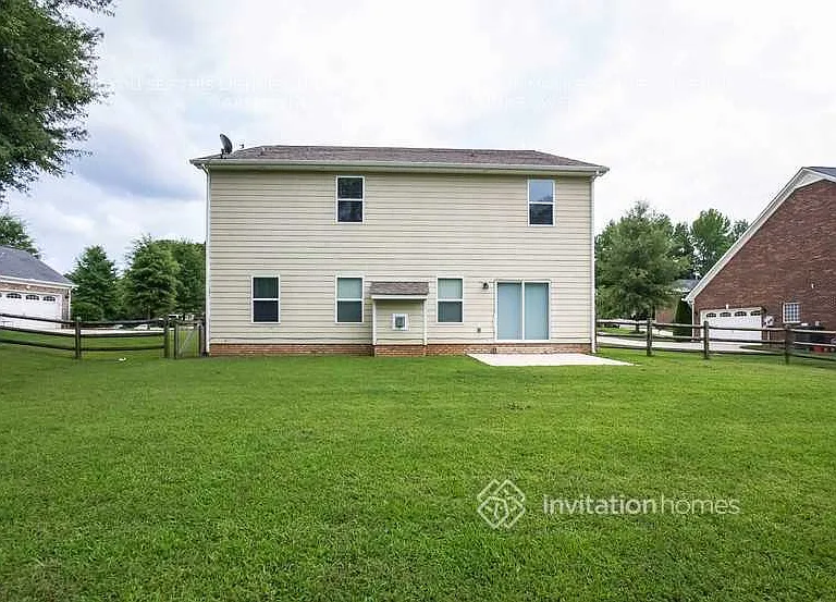 8023 Grove Hall Ave — Photo 25